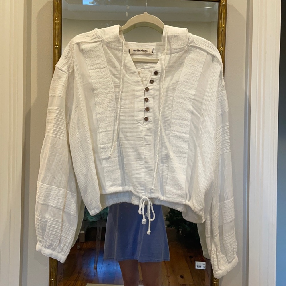 FREE PEOPLE size small long sleeve cotton hoodie. Never worn.